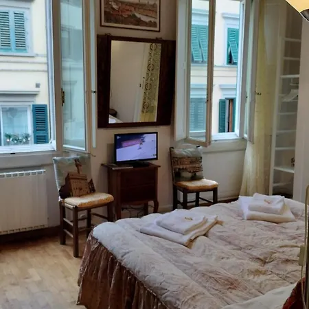 Bed & Breakfast Bb Tre Gigli Stazione, Via Palazzuolo 55 Florencie