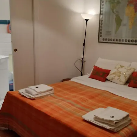 Bed & Breakfast Tre Gigli Bb, 5 Minutes From Station, Via Palazzuolo 55