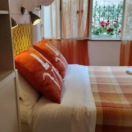 Tre Gigli Bb, 5 Minutes From Station, Via Palazzuolo 55 *